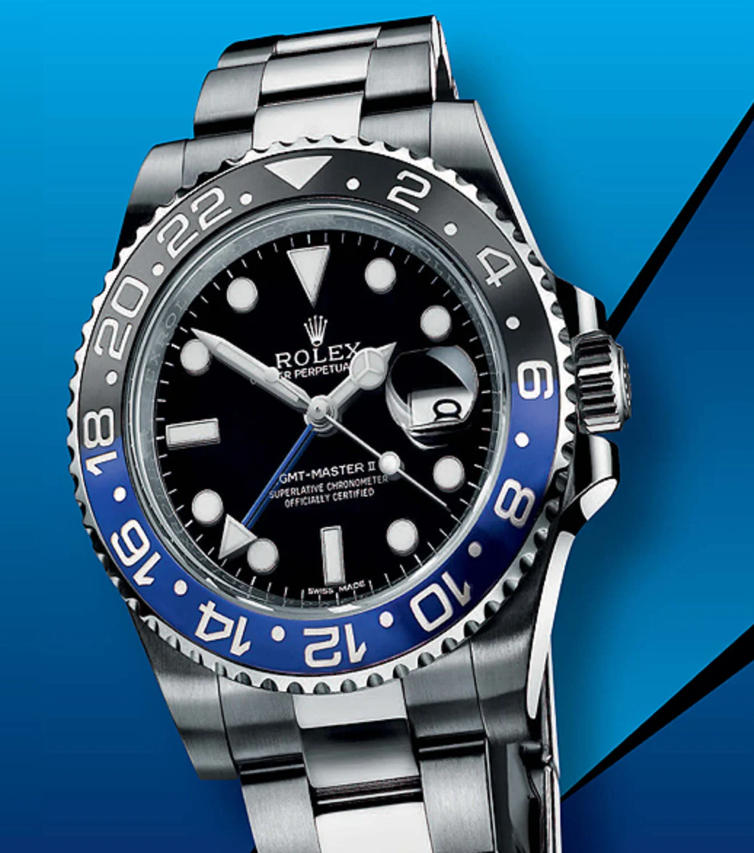 GMT-style watch showing independent 24-hour hand